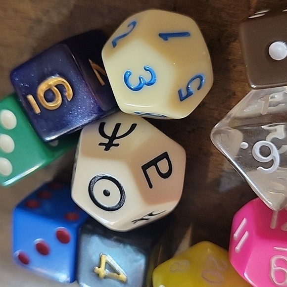Dice Lot - Picture 4 of 7